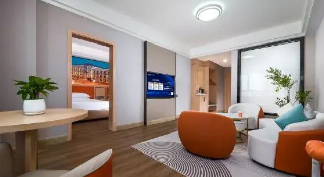 Двухместный люкс Deluxe Vienna Hotel (Shenzhen Longgang Nanlian Metro Station Branch)