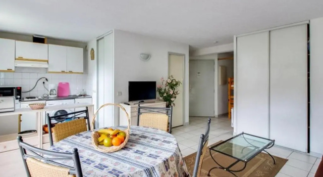 Appartement Esquièze-Sère, 2 pièces, 6 personnes - FR-1-402-28, Rezerwuj Apartament Esquieze-Sere Langwedocja-Roussillon