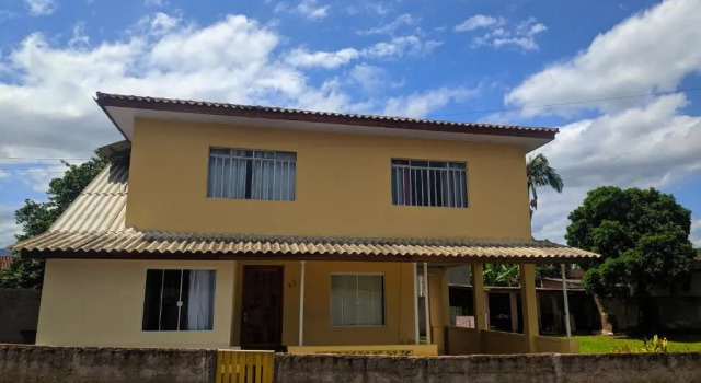 Sobrado da Vila, 1km Centro, ideal Trabalho e Passeio
