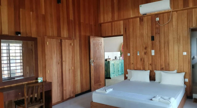 Mountain Wave Hotel and Surfshop, Забронировать Отель Недорогие отели Хиккадува, рядом с Коралловый риф Хиккадувы, недорого