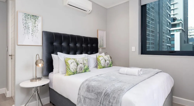 Апартаменты Comfort с балконом 35 On Main 202