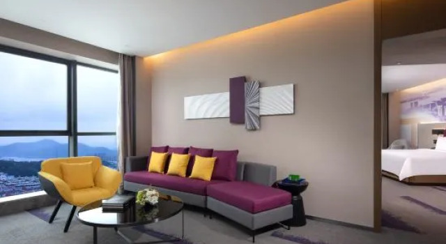 Люкс Hampton by Hilton Zhoushan Daishan