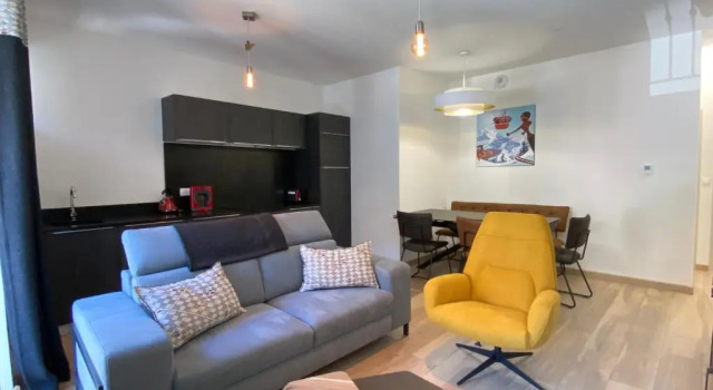 Plein Centre, T3 5p Totalement Renove 55m2. Wifi, Rezervasyon Otel Pyrenees National Park otoparklı oteller, Otopark
