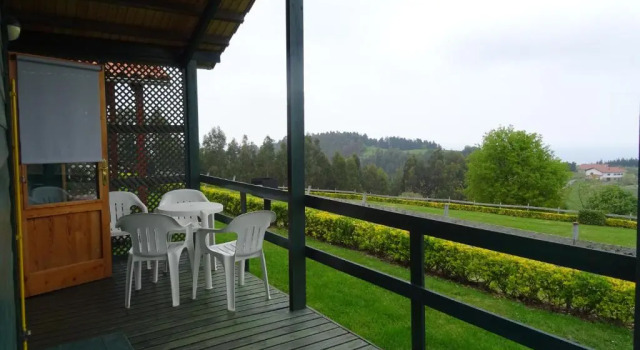 Бунгало Standard Camping & Bungalows Leagi