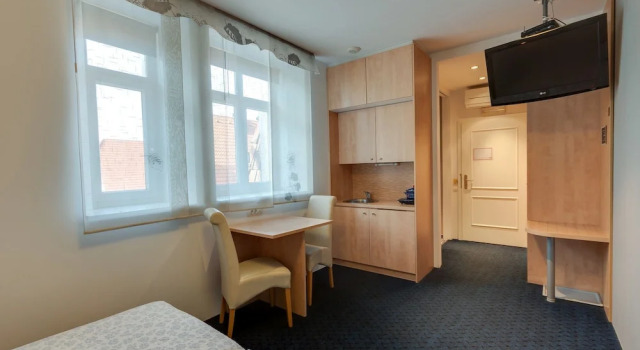 Студия Standard c 1 комнатой Martastudio rooms
