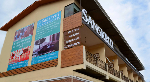 Sanskriti Vedic Retreat, Prenota Hotel Rishikesh Uttarakhand
