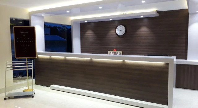 Grand Signature Hotel & Spa, Boek Resort Hotels in Yercaud met zwembad, Zwembad