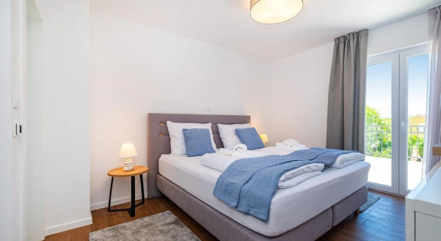 Amazing Home in Privlaka With 3 Bedrooms, Wifi and Heated Swimming Pool, Rezerwuj Hotel Privlaka Zadar County