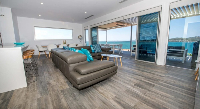 Bluewater Splendour - the Ultimate Beach Home