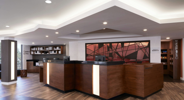 Holiday Inn Express Hotel & Suites Camarillo, Varaa Hotelli Camarillo Kalifornia