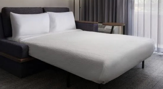 Люкс Courtyard by Marriott San Mateo Foster City