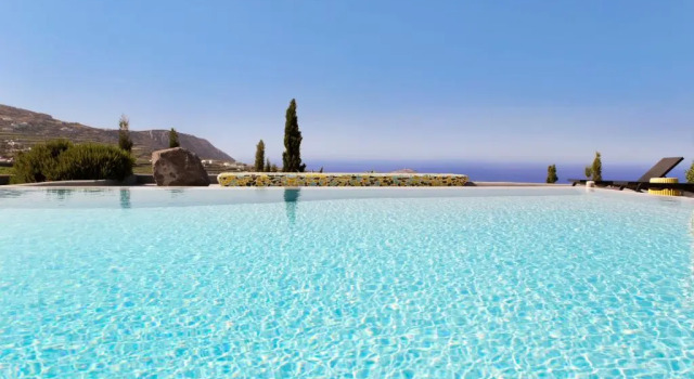 Вилла с 2 комнатами Christou Estate & Villas