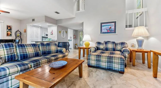 Stoney Creek 246, 2 Bedrooms, Pool Access, WiFi, Sleeps 6, Забронировать Апартаменты/квартира Отели Хилтон-Хед-Айленд с парковкой, рядом с Stan Smith Tennis Academy, Парковка