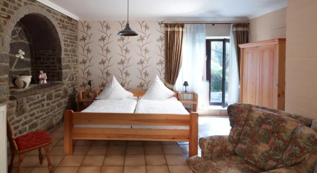 Трёхместный номер Standard с балконом Hotel Haus Kylltal