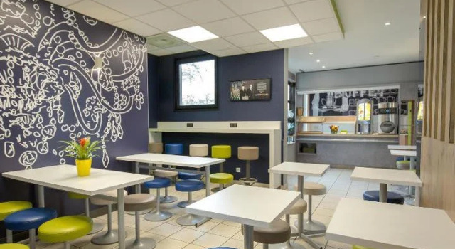 Двухместный номер Standard ibis budget Vienne Sud