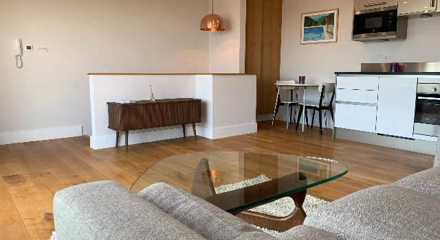 Feltham Two Beds by Vantage Apartments, Book Apartment Feltham Hounslow