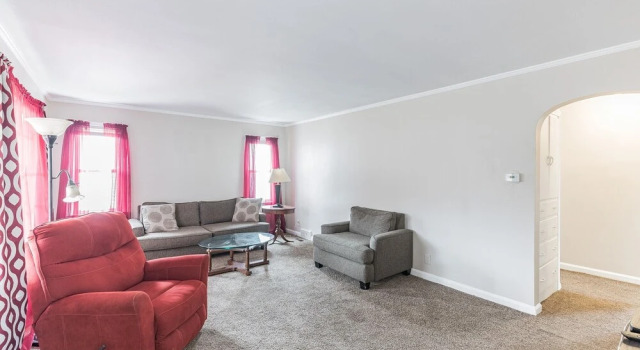 Beautiful 4 Br Home In Lovely Neighborhood - Walk To Pro Football Hof! 4 Bedroom Home by Redawning, Κράτηση Ξενοδοχείο Canton Ohio