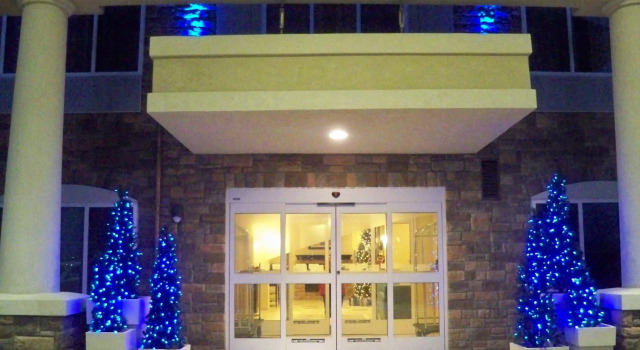 Holiday Inn Express & Suites Omaha I-80 by IHG