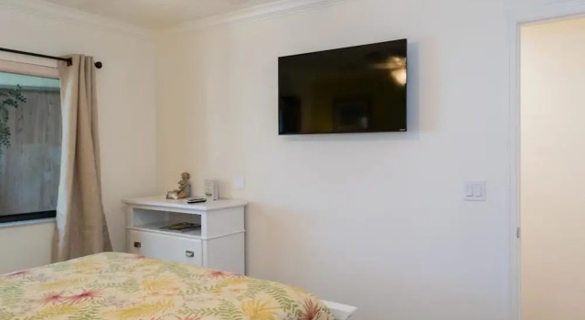 Bayview Condo G, Забронировать Отель Отели Брейдентон с бассейном, рядом с Пляж Coquina, Бассейн