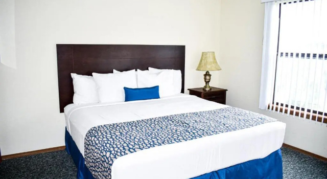 Kimberling Inn at Table Rock Resort, Забронировать Отель Отели Table Rock Lake с парковкой, Парковка