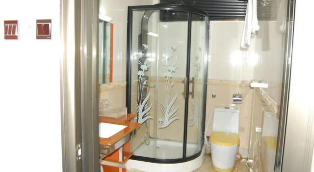 Номер Standard с балконом Nemax Royal Hotel