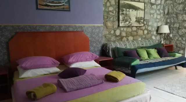 Apartments Hana, Забронировать Апартаменты/квартира Макарска Biokovo Nature Park, рядом с Францисканский монастырь