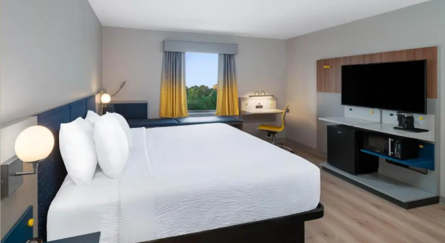 Номер Standard Microtel Inn & Suites by Wyndham Hot Springs