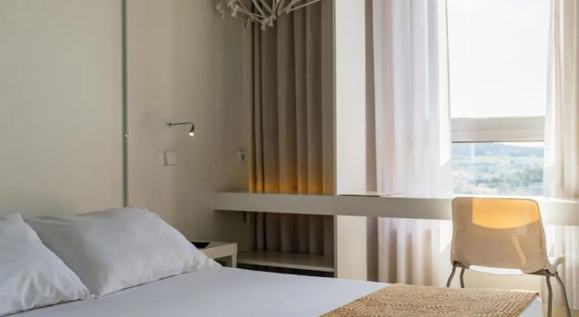 Basic room Basic Braga by Axis
