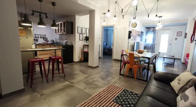 Апартаменты The Black Dog House