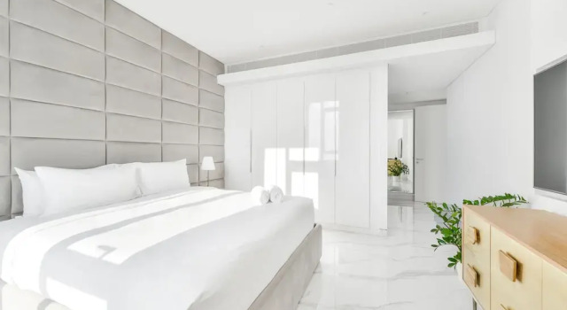 Luxe 3BR with maids room in Bluewaters, Забронировать Апартаменты/квартира Отели Эмирата Дубая с парковкой, рядом с Jumeirah Beach Residence Tram Station 2, Парковка