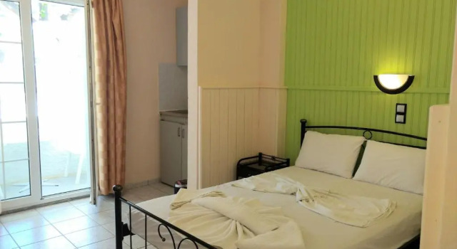 Двухместная студия Economy Цокольный этаж Evelin hotel