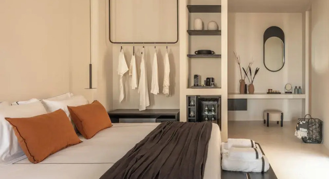 Enorme EOS Santorini, Забронировать Отель Бизнес-отели Пиргос, 4* 5*
