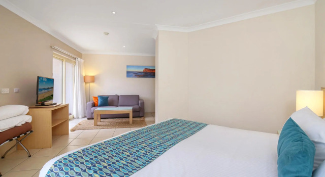 Студия с балконом Terrigal Sails Serviced Apartments