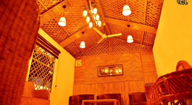 Hotel Elgrovia, Rezervovat Hotel Rāiwāla Uttarakhand