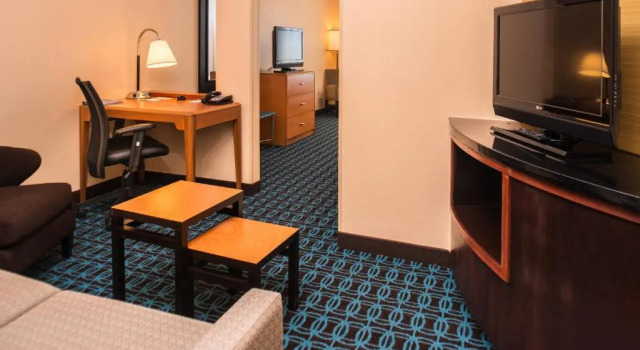 Люкс Fairfield Inn and Suites by Marriott San Antonio Northeast / Schertz / RAFB