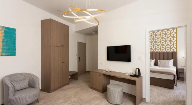 Полулюкс Mera Hotel