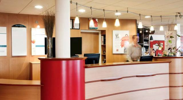 ibis Manosque Cadarache, Rezerwuj Hotel Hotele w Cadarache z parkingiem, Parking