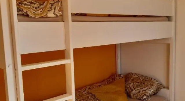 Nieuwpoort 300 m van zee appartement 2 slaapkamers, Rezerwuj Apartament Hotele w Bruksela z parkingiem, Parking