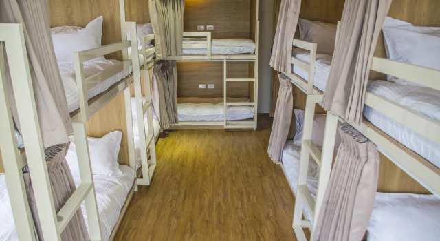 Кровать в общем номере Paper Plane Hostel