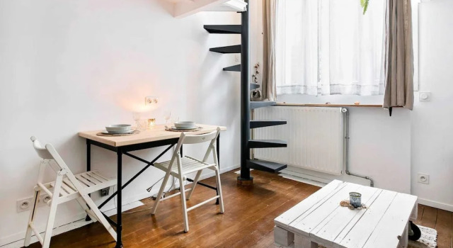 Charming 1-bdr Duplex in Amerique, 19th Arrondissement, Забронировать Апартаменты/квартира Апартаменты Парижа, рядом с Курон, Апартаменты/квартира
