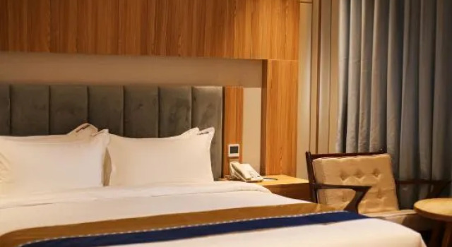 Люкс Phú Long Tam Kỳ Hotel & Restaurant