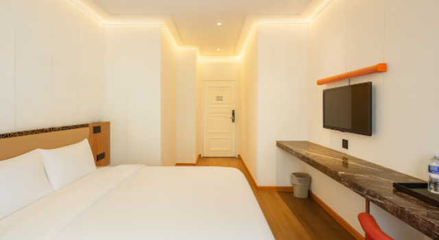 Люкс Meisu Fancy Hotel (Wuhu Pedestrian Street Jinghu Park Branch)
