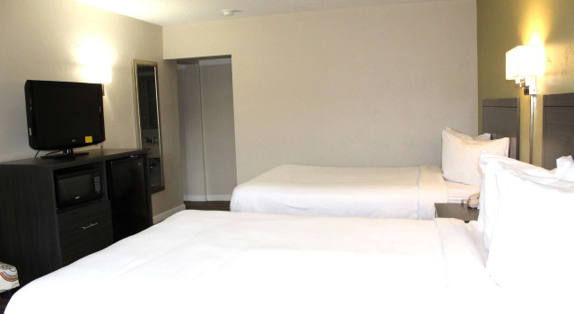 Baymont by Wyndham Front Royal Near Shenandoah National Park