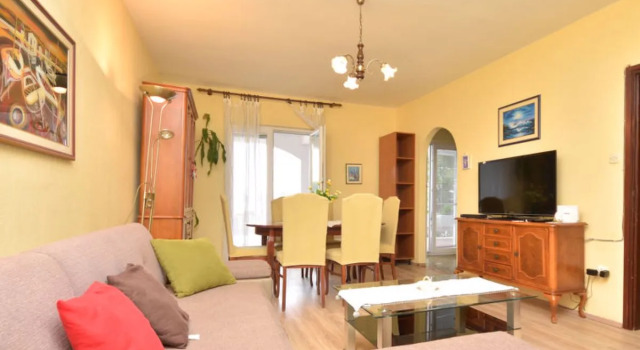 Holiday Home Ana by Interhome, Забронировать Отель Отели в центре Кали, в центре