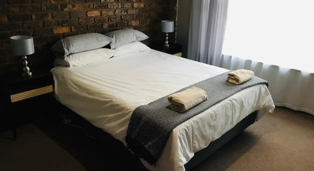 64 on Springbok, Reservar Casa de férias Akasia Pretoria