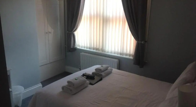 Grosvenor Hotel, Забронировать Отель Робин-Худс-Бей 