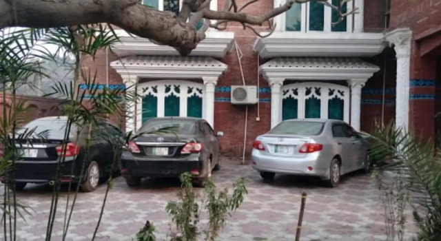 New Chancery Hotel, Reservar Hotel Gulberg Lahore