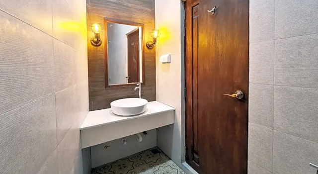 Vevu Villa Fenfushi, Buchen Sie Villa Fenfushi Ari-Atoll