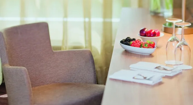 Четырёхместный номер Premium Mövenpick Hotel Zürich-Regensdorf