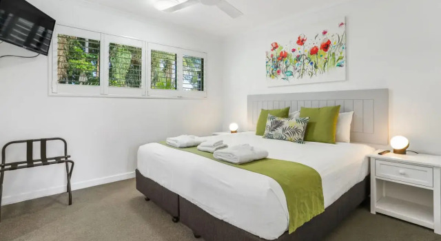 Апартаменты Superior Noosa River Retreat Holiday Apartments